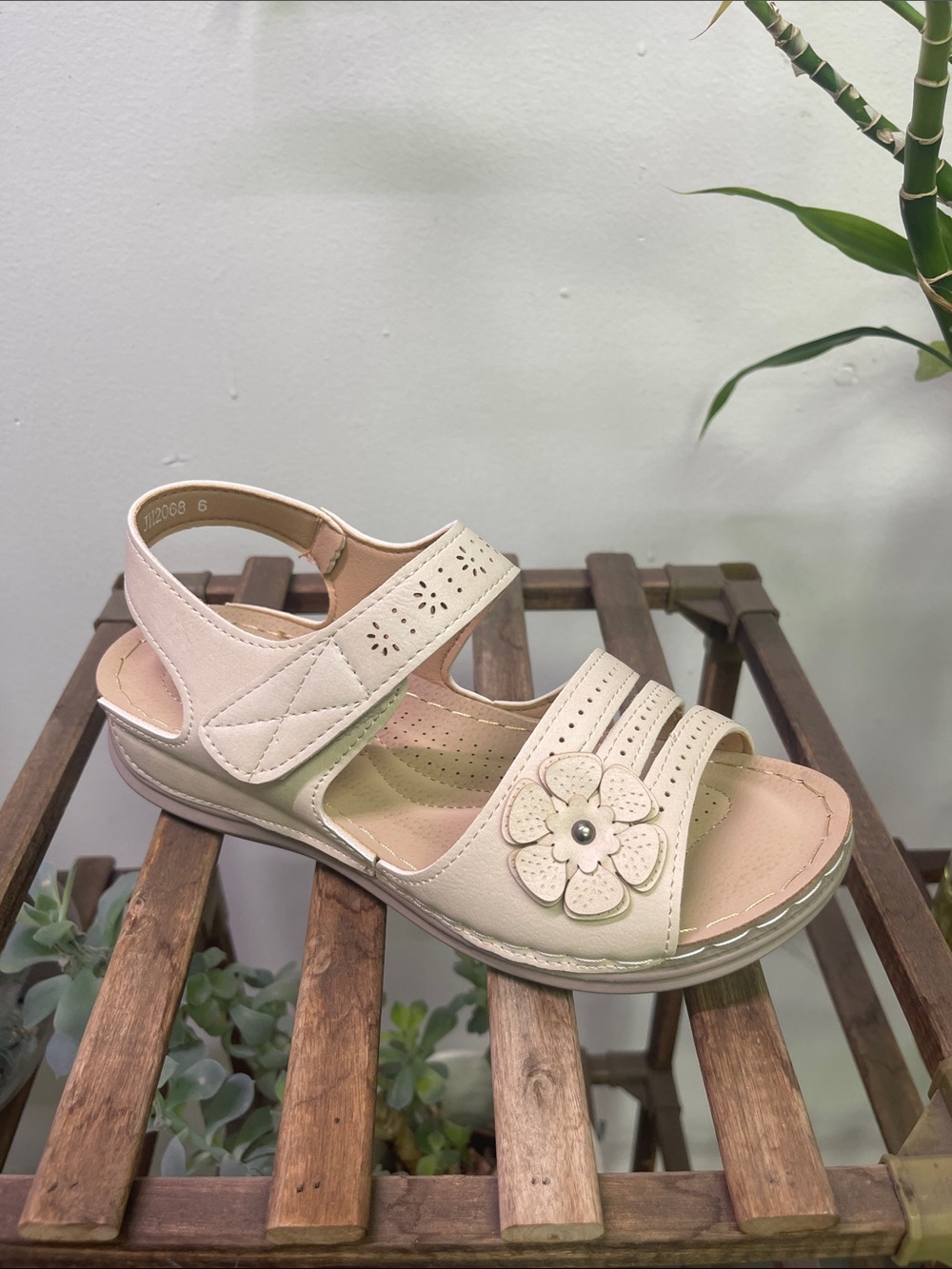 Earth Spirit Cream Floral Comfort Sandals